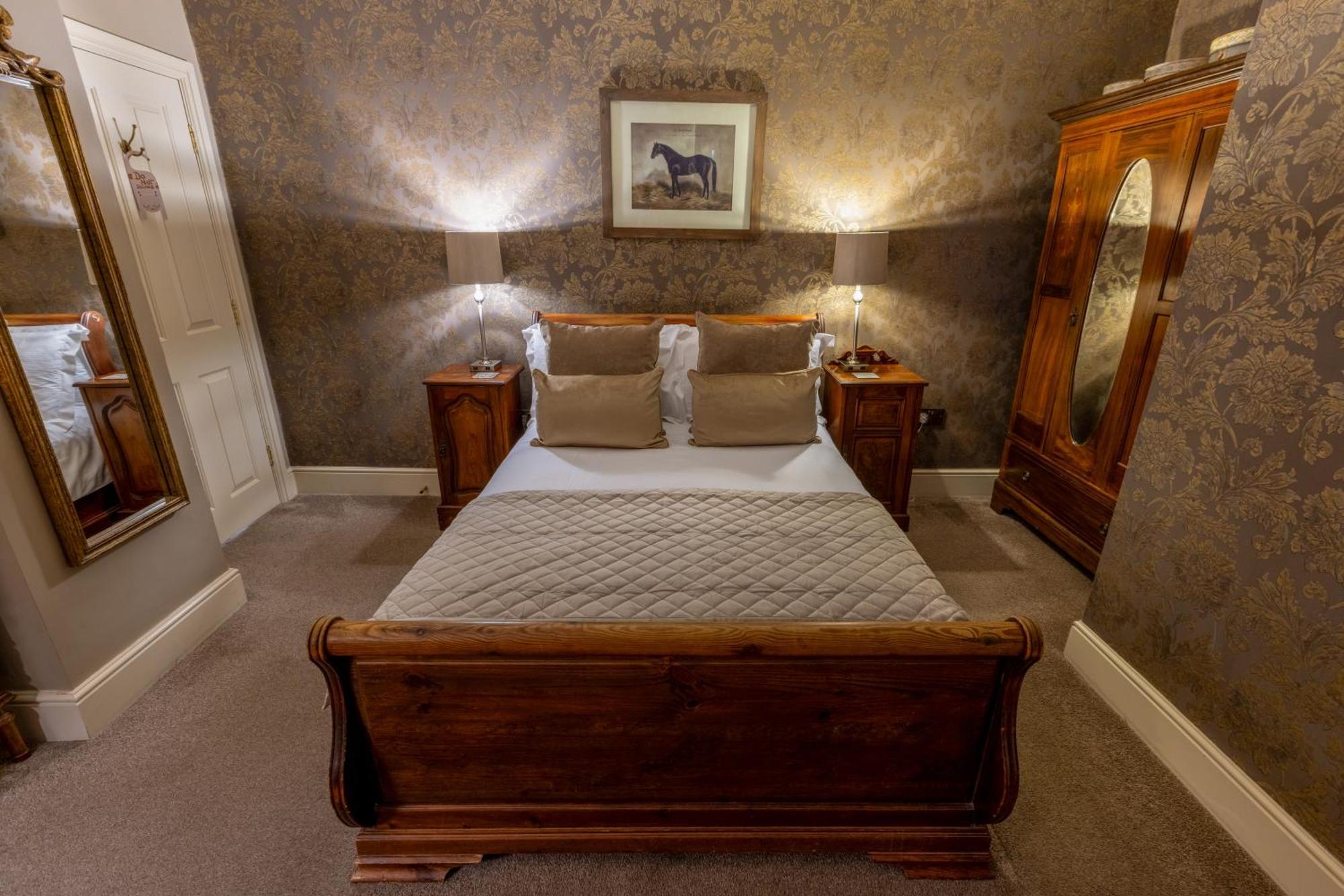 The Plough 4*